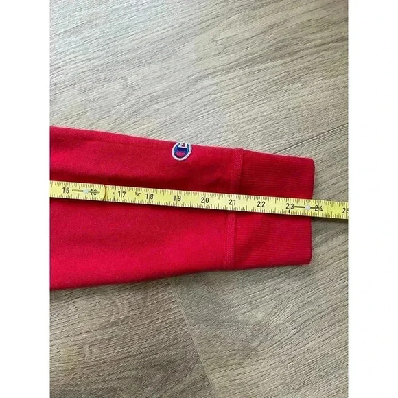 Champion Athletic Crewneck Sweatshirt Men’s Medium Red Activewear - Picture 8 of 8